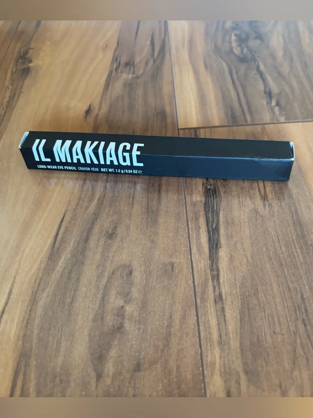 IL MAKIAGE long wear eye pencil, black Batman color #1160 1.2g
